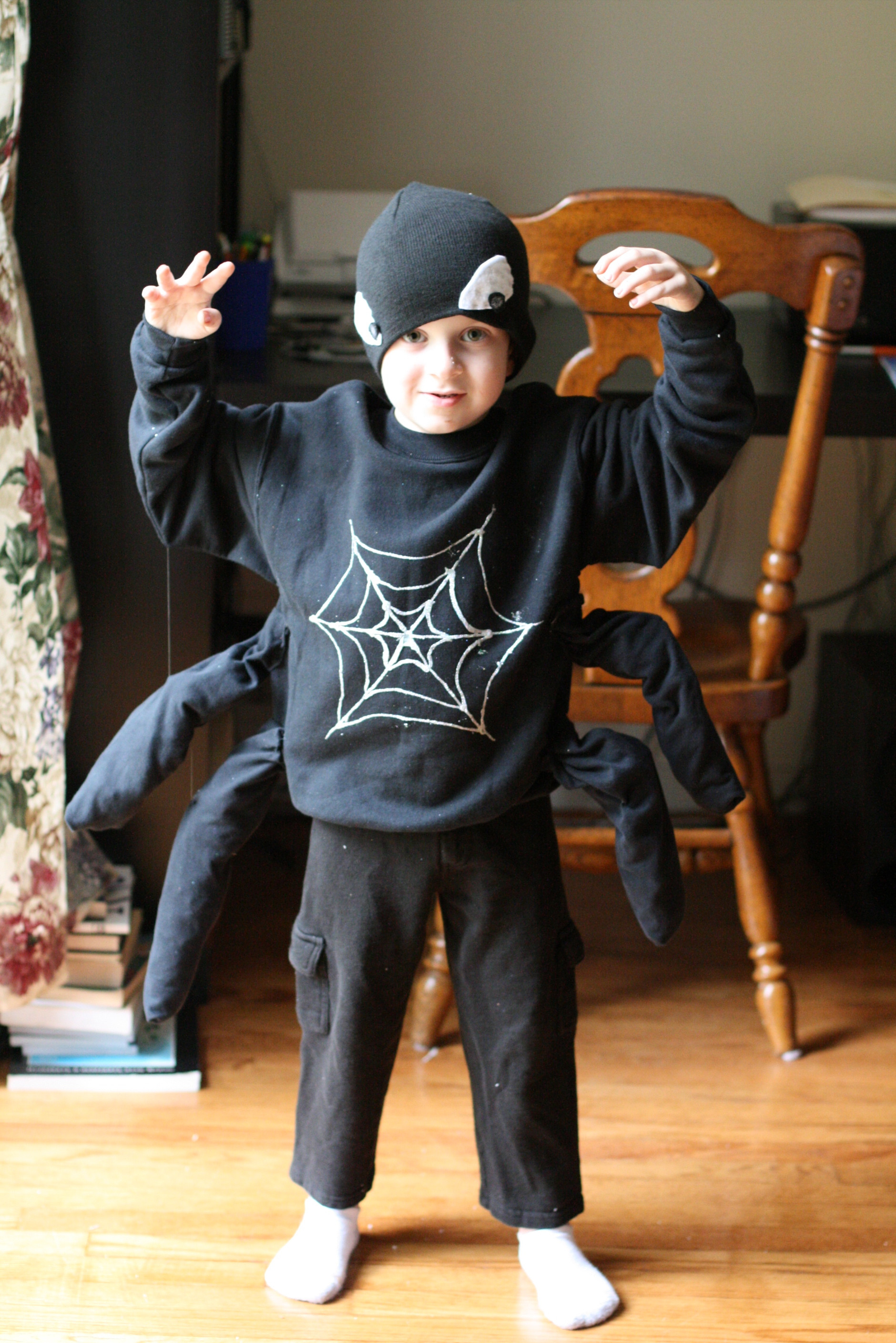 Best ideas about DIY Spider Costumes
. Save or Pin DIY Spider costume – Mudlark Tales Now.