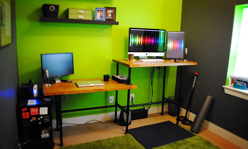 Best ideas about DIY Standing Desk Adjustable
. Save or Pin DIY Adjustable Standing Desk from Steel Pipe & Ikea Countertop Now.