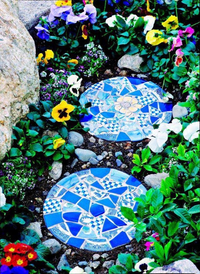 Best ideas about DIY Stepping Stones
. Save or Pin 18 Brilliant DIY Mosaic Ideas For Garden Now.