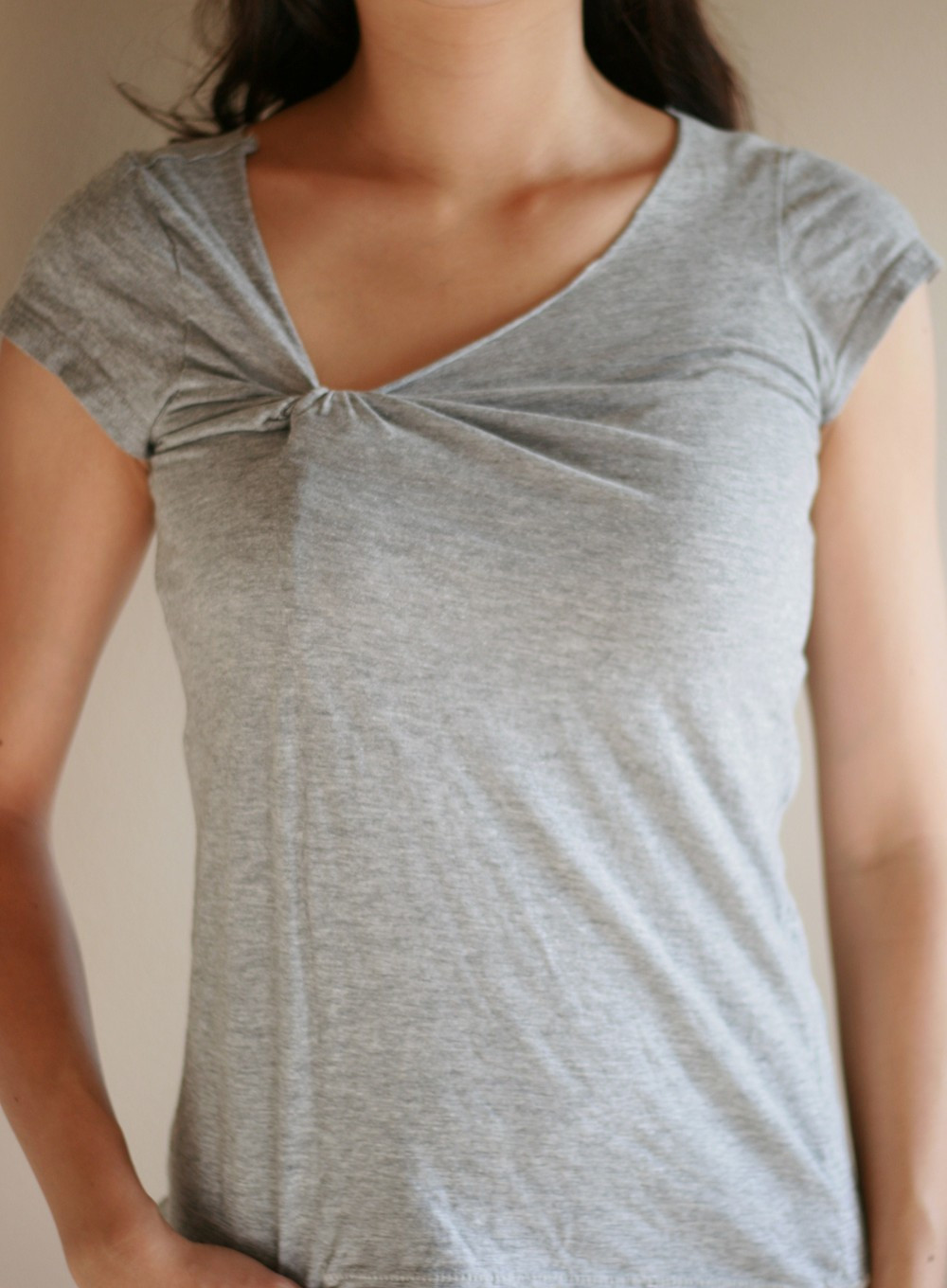 Best ideas about DIY Tee Shirts
. Save or Pin DIY Knotted Tee Now.