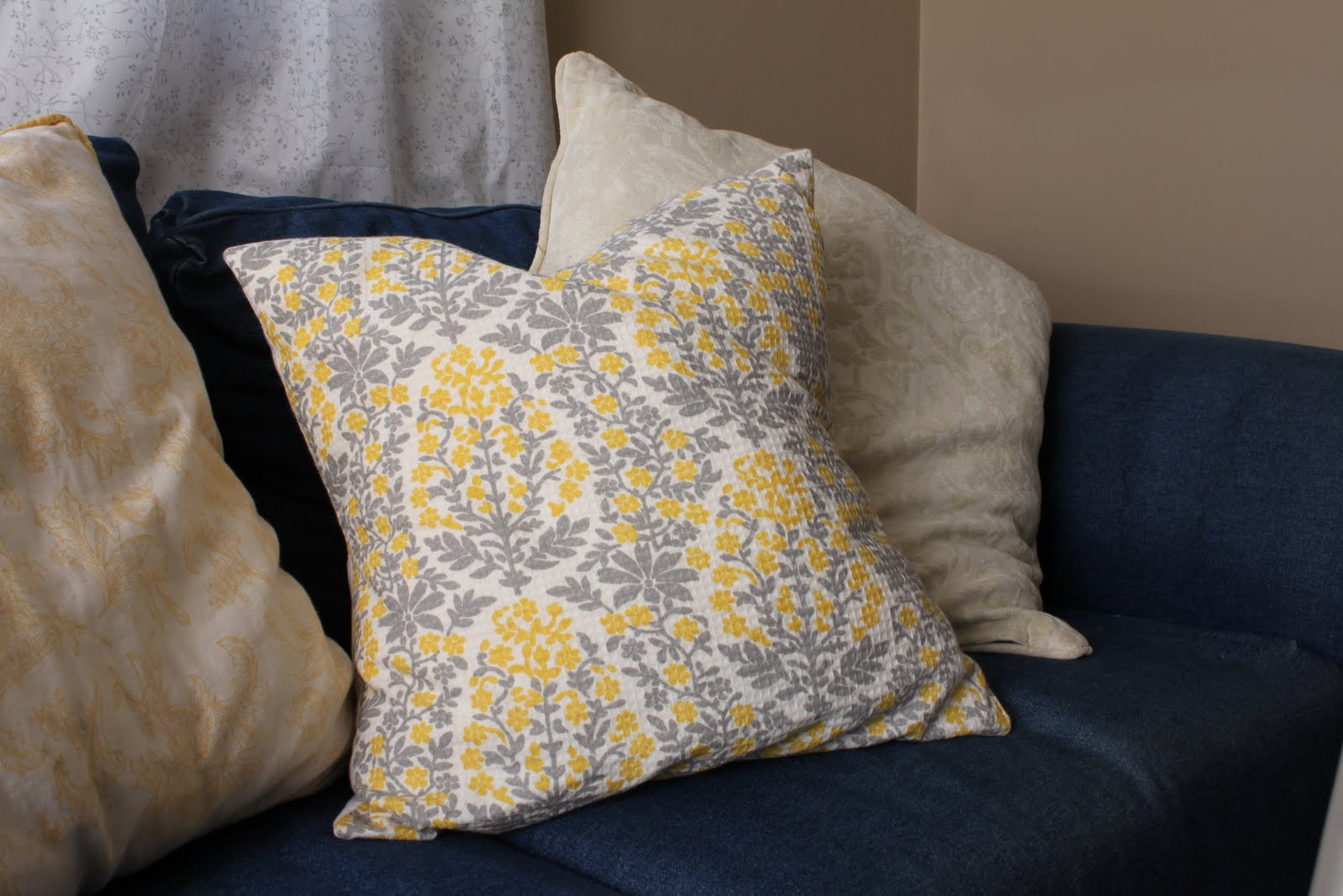 Best ideas about DIY Throw Pillows
. Save or Pin do it yourself divas DIY Throw Pillows made from Dwell Now.