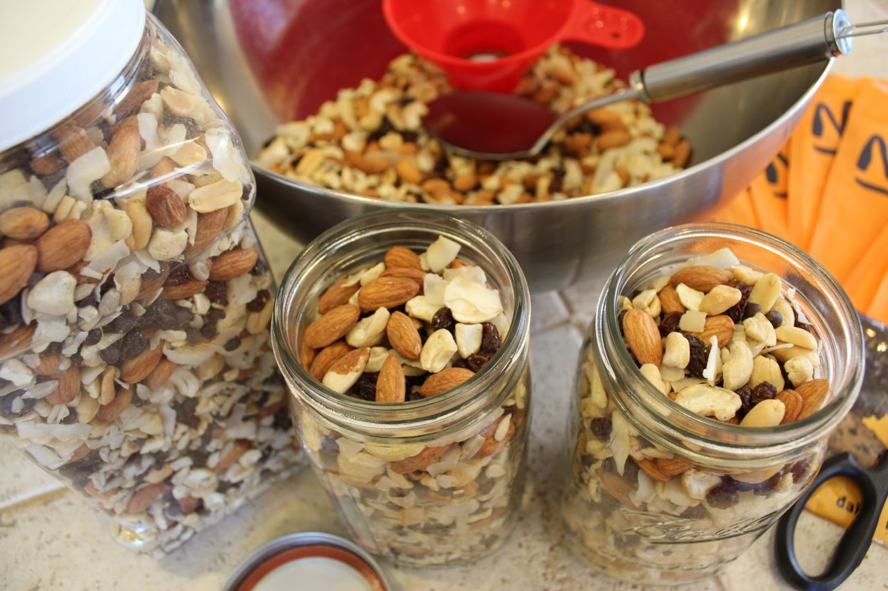 Best ideas about DIY Trail Mix
. Save or Pin How to Make Your Own Healthy Trail Mix Recipe Now.