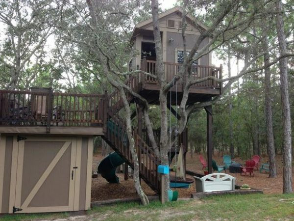 Best ideas about DIY Treehouse Plans Free
. Save or Pin 30 DIY Tree House Plans & Design Ideas for Adult and Kids Now.