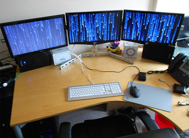 Best ideas about DIY Triple Monitor Stand
. Save or Pin DIY Uni Strut Channel Triple LCD Monitor Stand hack247 Now.