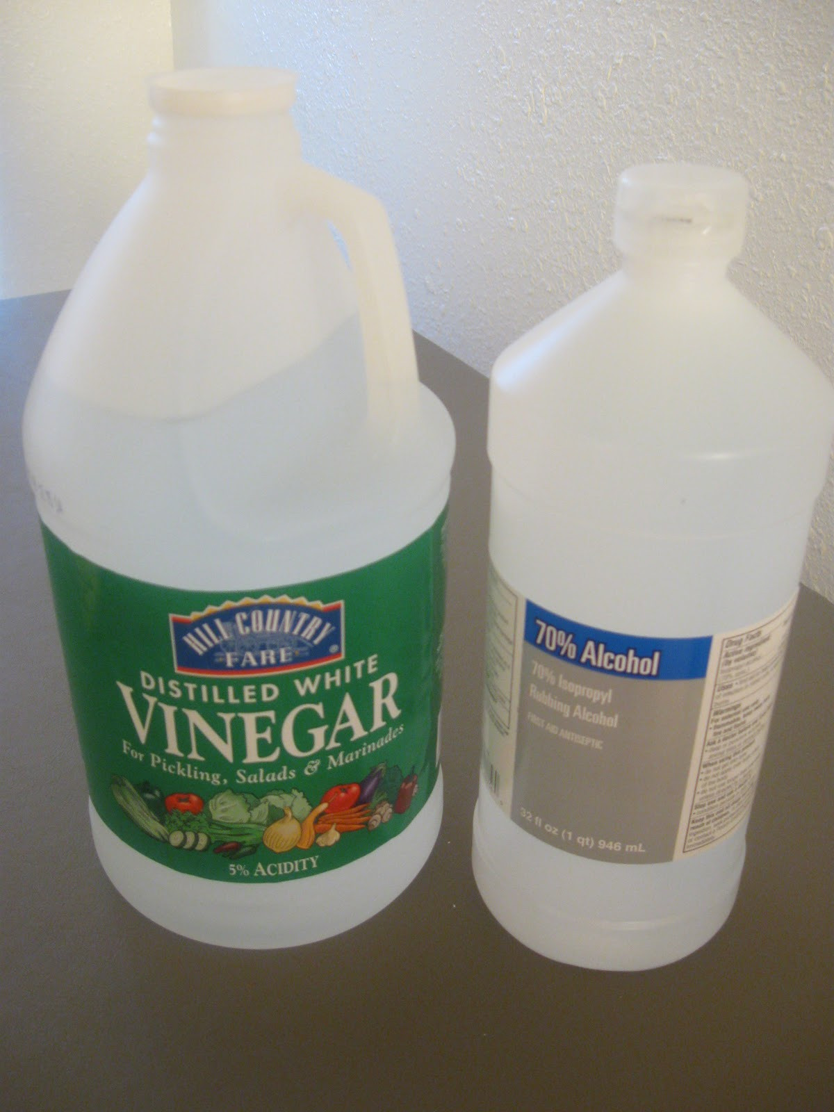 Best ideas about DIY Upholstery Cleaner
. Save or Pin THE REHOMESTEADERS Homemade Upholstery And Carpet Cleaner Now.