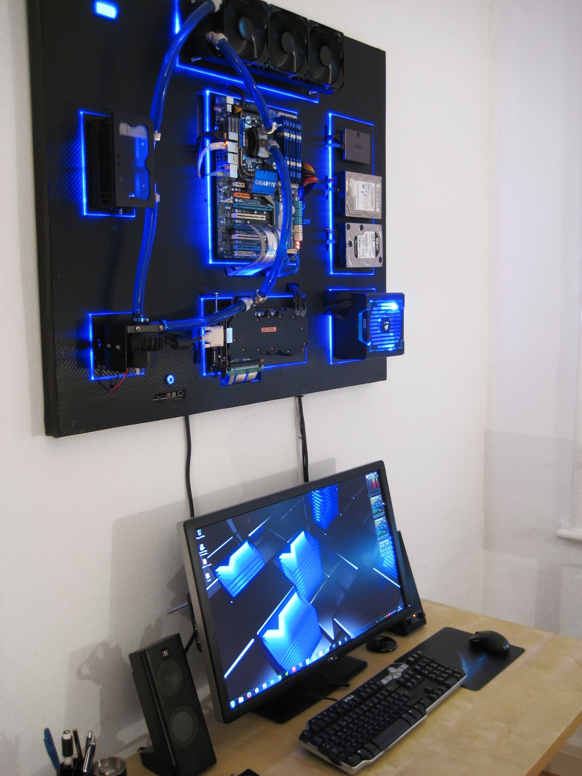 Best ideas about DIY Wall Mounted Pc
. Save or Pin Another great wall mount PC personally I would mount a Now.