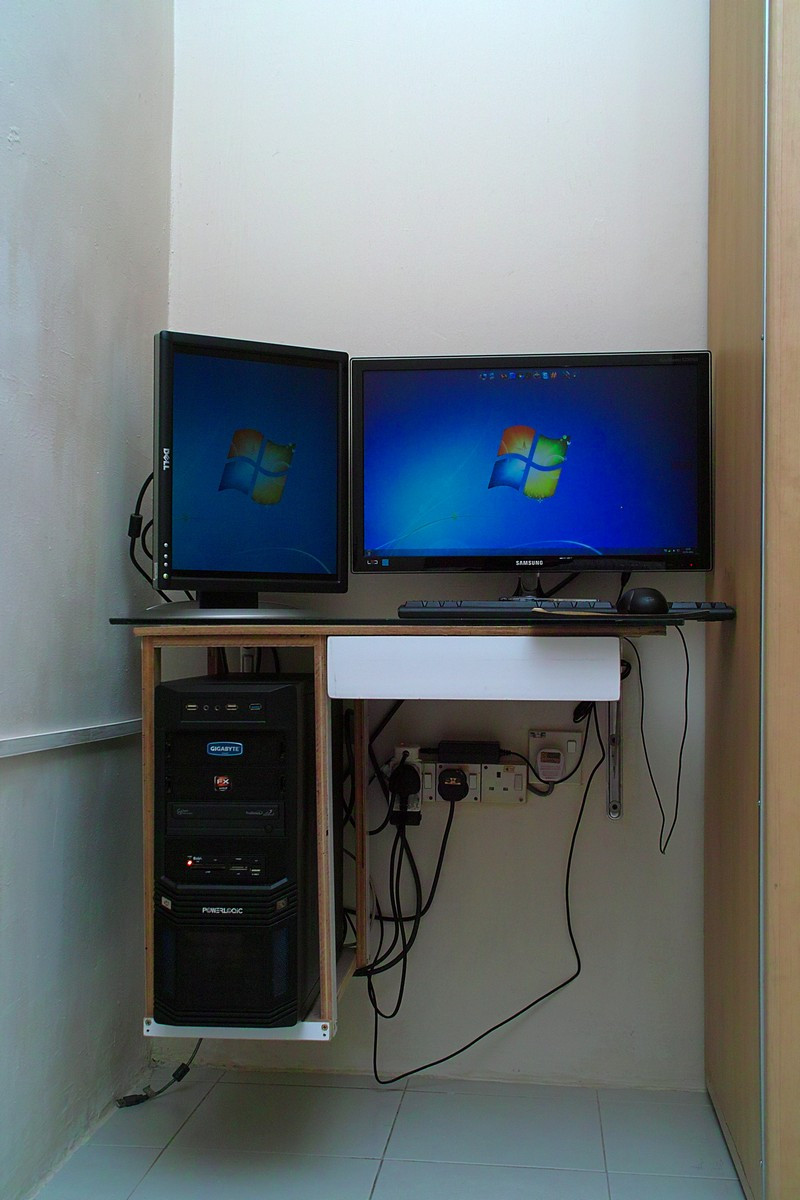Best ideas about DIY Wall Mounted Pc
. Save or Pin DIY Small Wall Mounted puter Table Now.