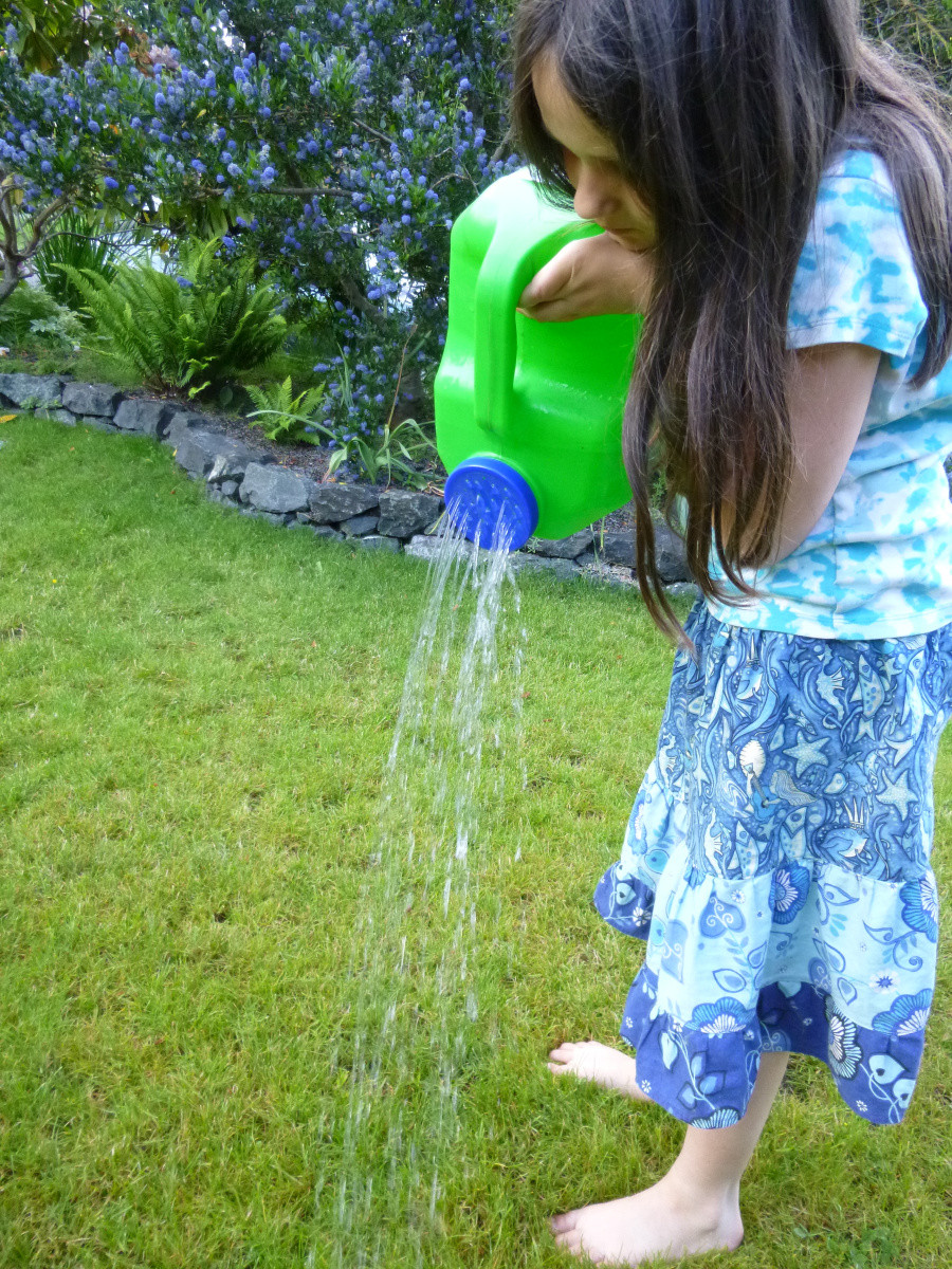 Best ideas about DIY Watering Can
. Save or Pin DIY Plastic Jug Watering Can Now.