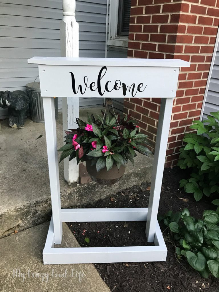 Best ideas about DIY Welcome Sign
. Save or Pin Cricut Wel e Sign DIY Plant Hanger Now.