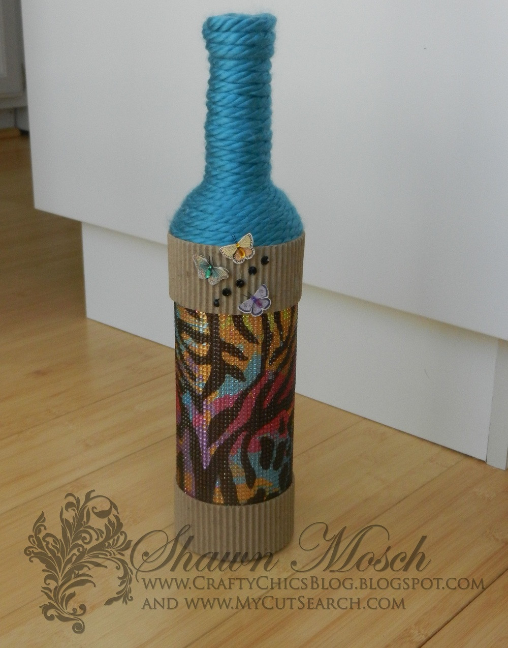 Best ideas about DIY Wine Bottle Craft
. Save or Pin Rhinestone Embellished DIY Wine Bottle Craft Now.