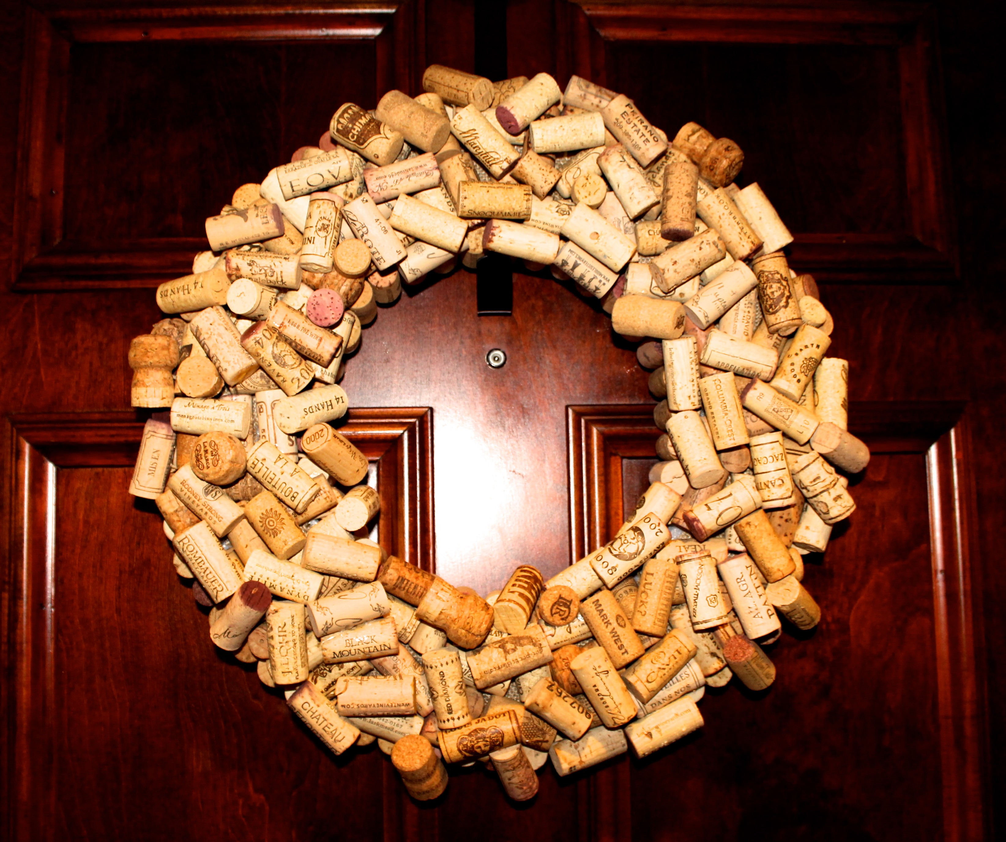 Best ideas about DIY Wine Cork
. Save or Pin DIY Wine Cork Wreath Now.