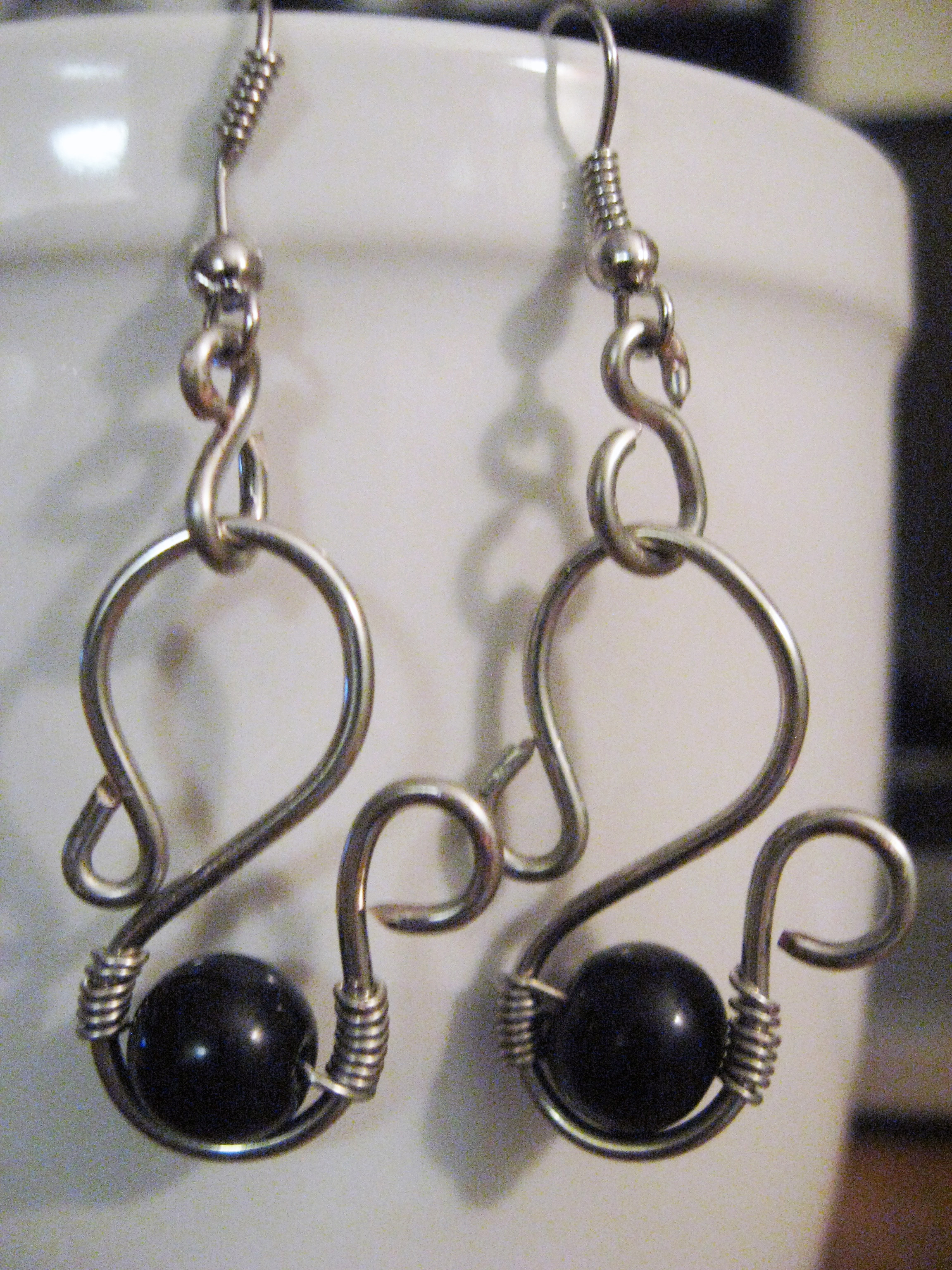 Best ideas about DIY Wire Jewelry
. Save or Pin DIY Black Pearl Wire Wrapped Earrings Now.