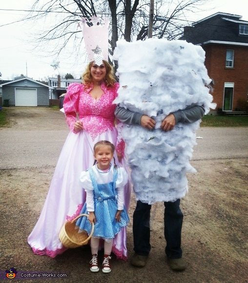 Best ideas about DIY Wizard Of Oz Costume
. Save or Pin Wizard of Oz Family Costume Now.