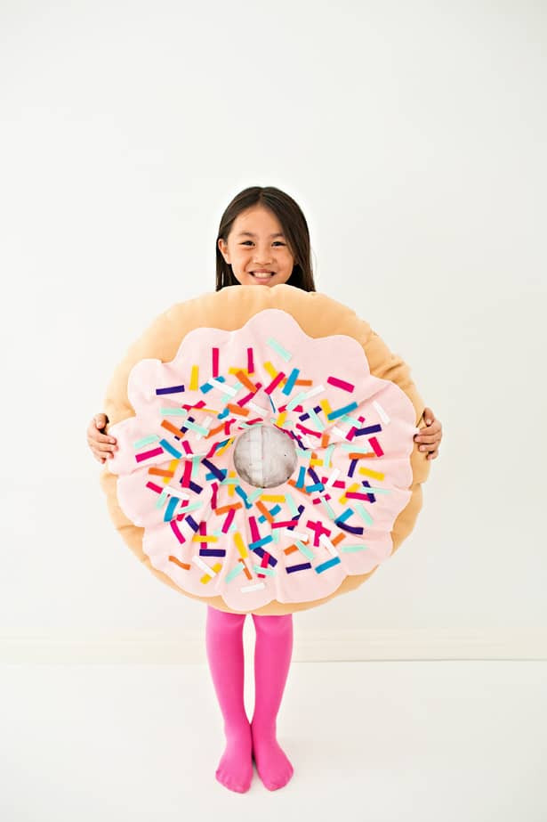 Best ideas about Donut Costume DIY
. Save or Pin DIY NO SEW FELT DONUT COSTUME FOR KIDS Now.