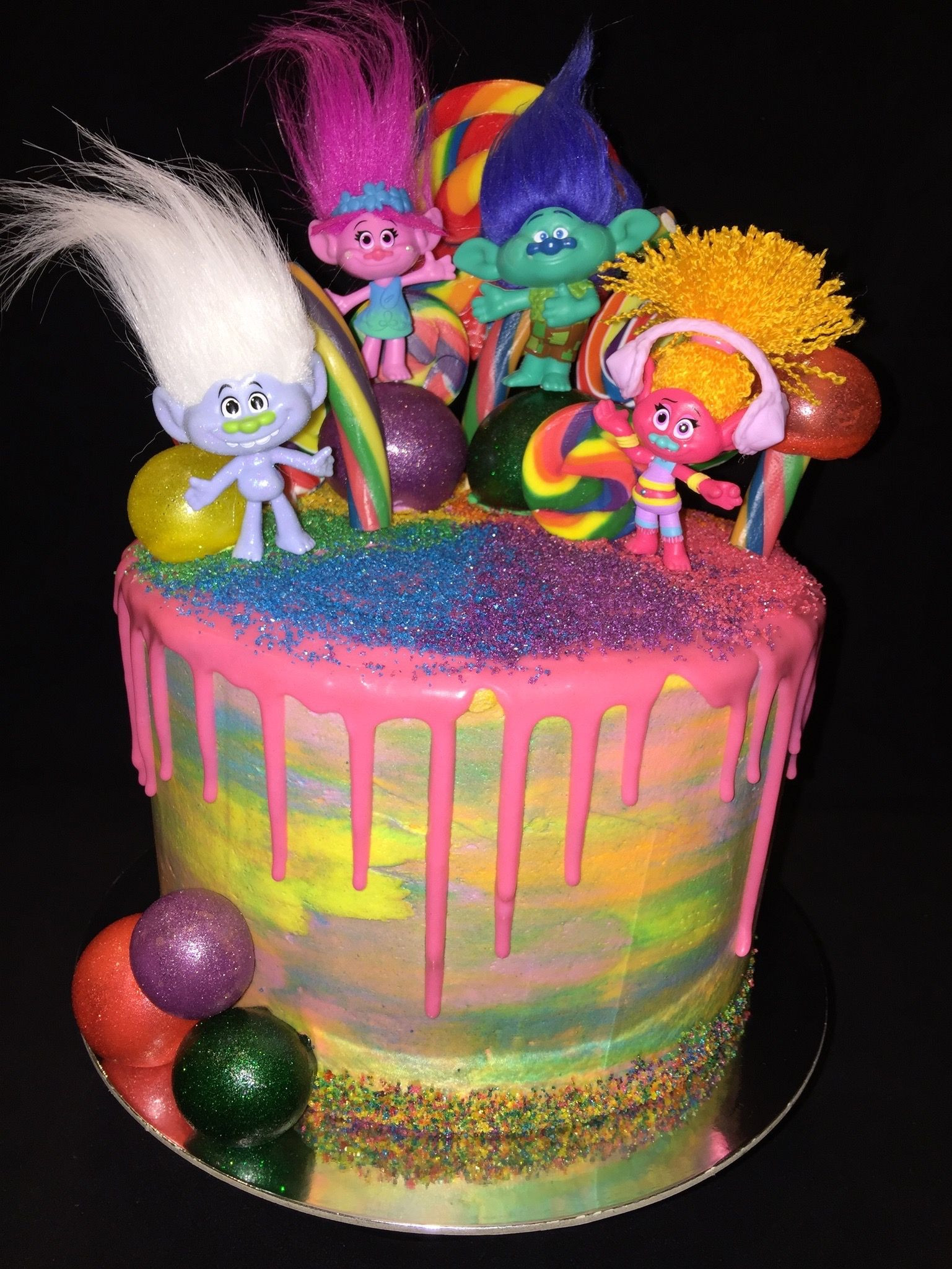 Best ideas about Dreamworks Trolls Birthday Cake
. Save or Pin More Glitter Dreamworks Trolls cake edible glitter Now.