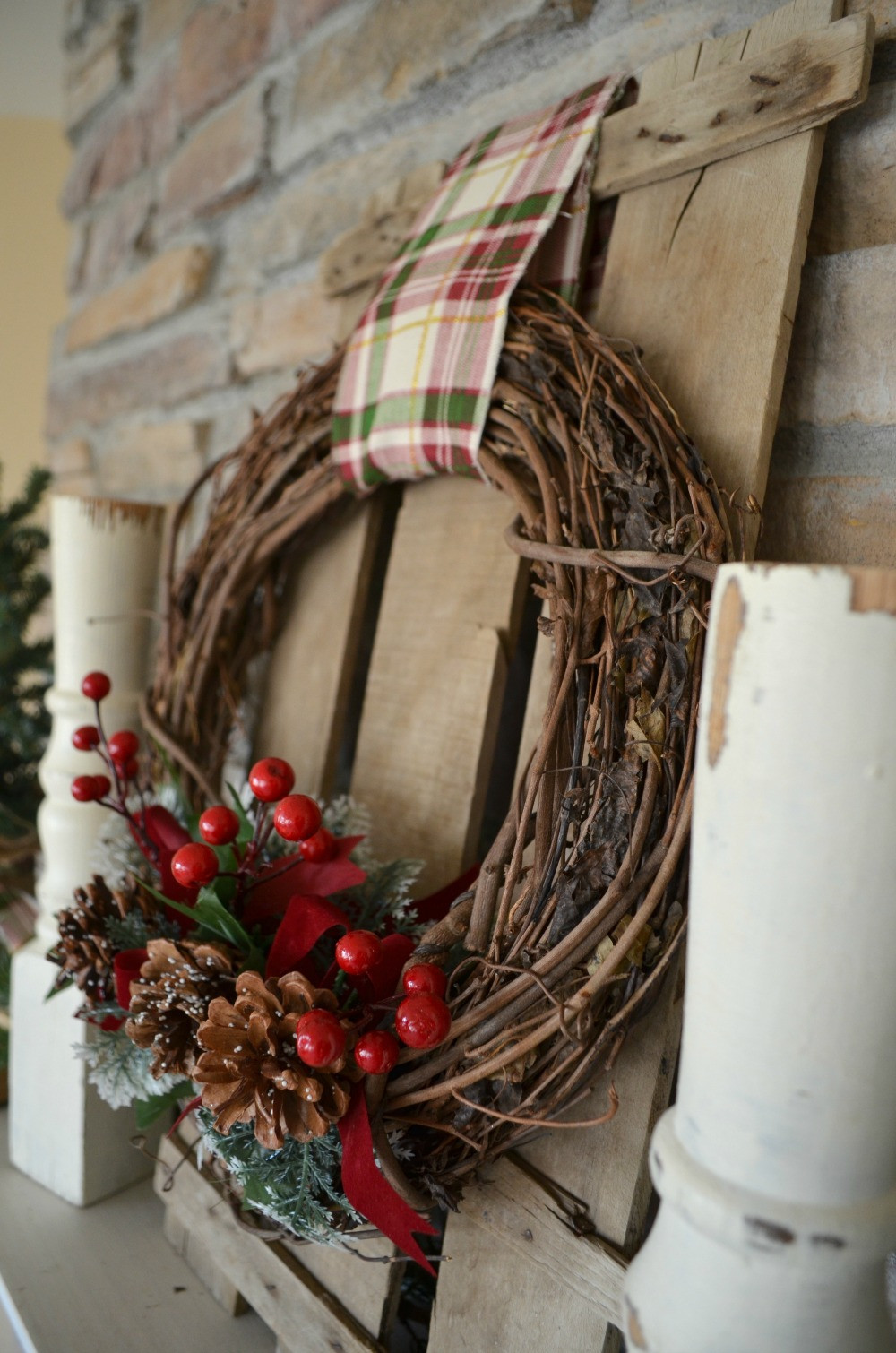 Best ideas about Easy DIY Christmas Wreaths
. Save or Pin Easy DIY Christmas Wreath Little Vintage Nest Now.