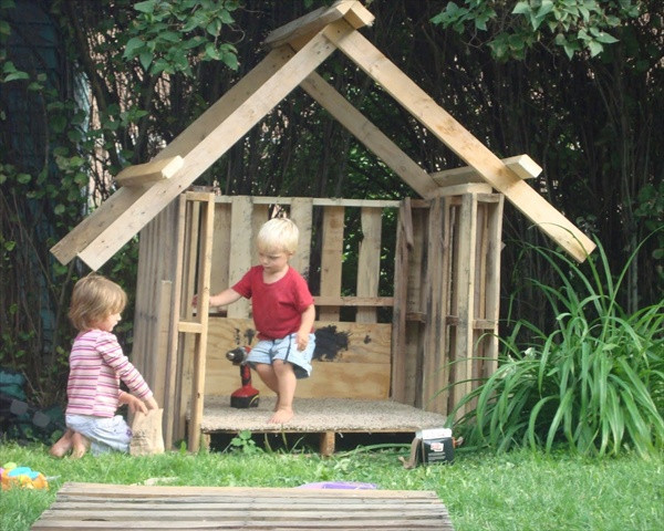 Best ideas about Easy DIY Playhouse
. Save or Pin DIY Designs Kids Pallet Playhouse Plans Now.
