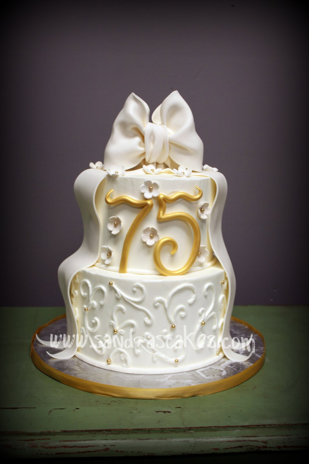 Best ideas about Elegant Birthday Cake
. Save or Pin Sandra s Cakes Aug 21 2011 Now.