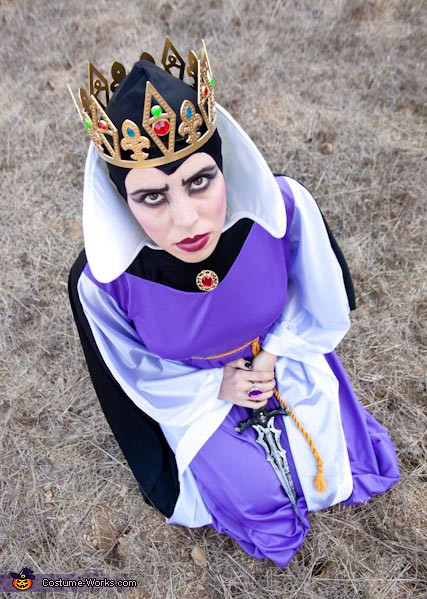 Best ideas about Evil Queen DIY Costume
. Save or Pin Queen from Snow White Halloween Costume Now.