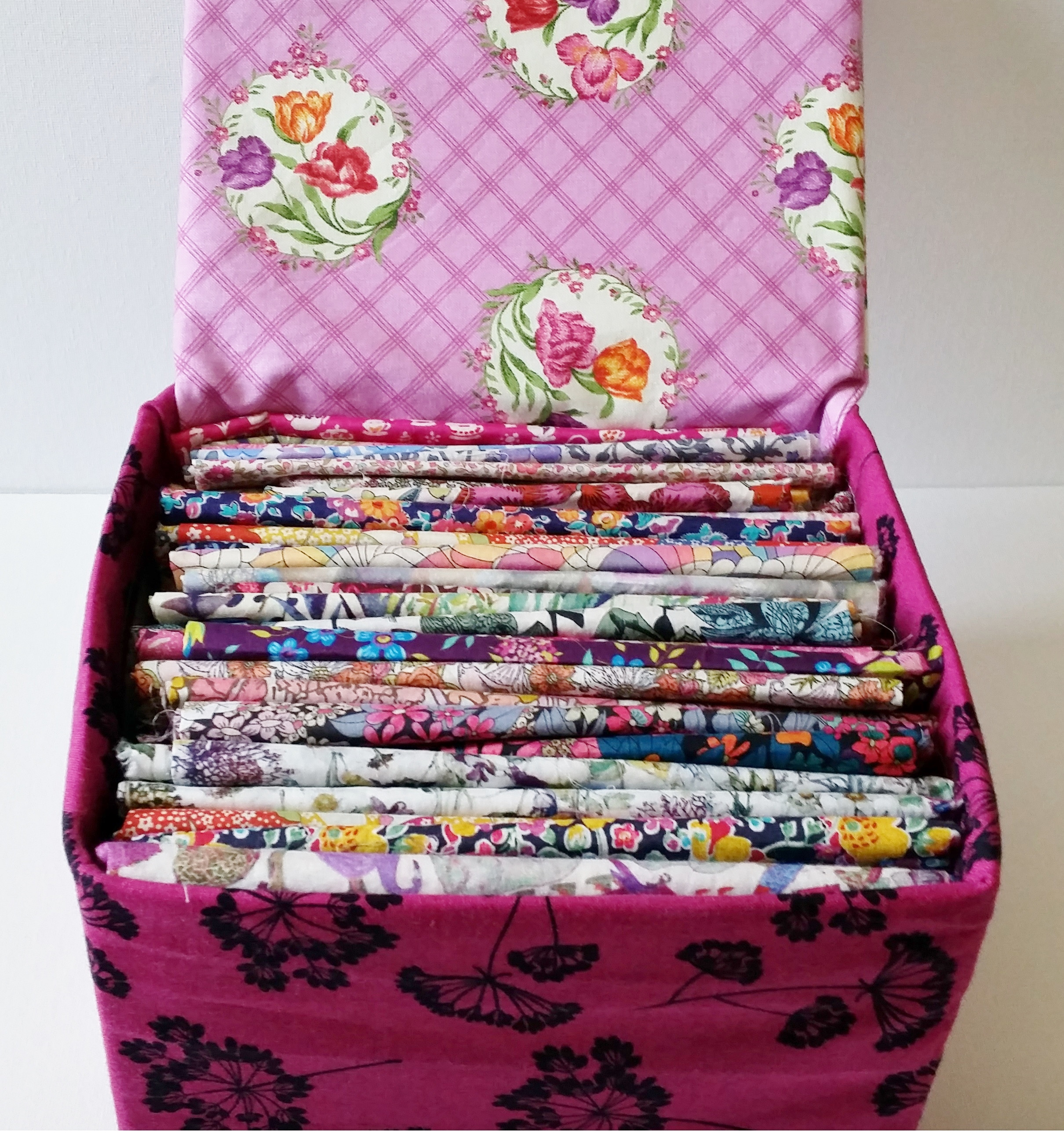 Best ideas about Fabric Boxes DIY
. Save or Pin DIY Fabric Box With Lid Now.