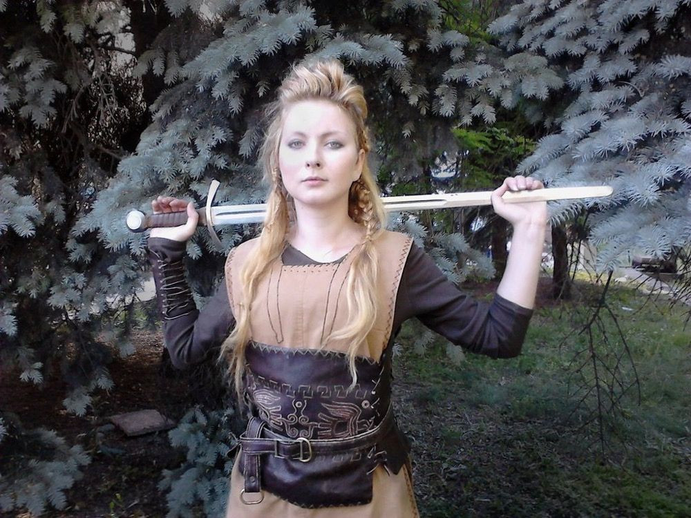 Best ideas about Female Viking Costume DIY
. Save or Pin Dress Like Lagertha Costume Now.