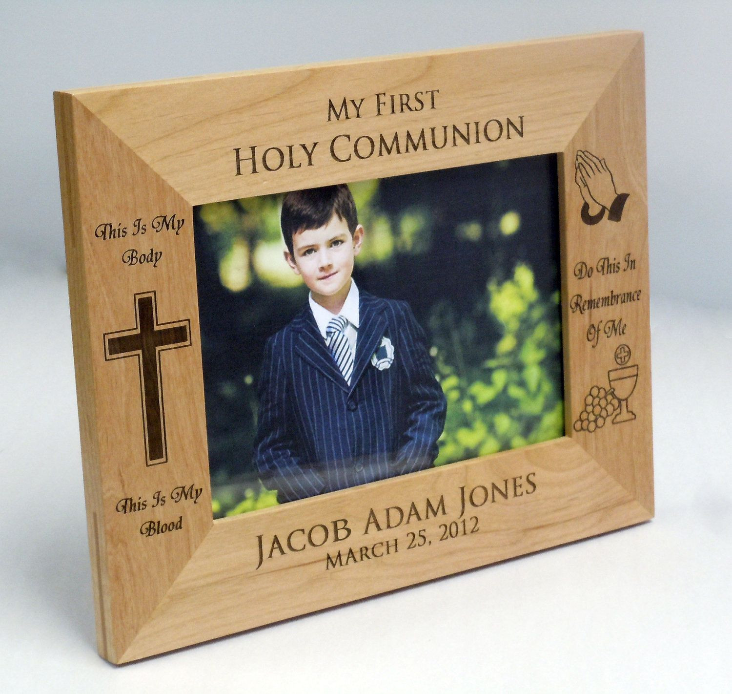 Best ideas about First Communion Gift Ideas
. Save or Pin Personalized First munion Picture Frame Custom First Now.