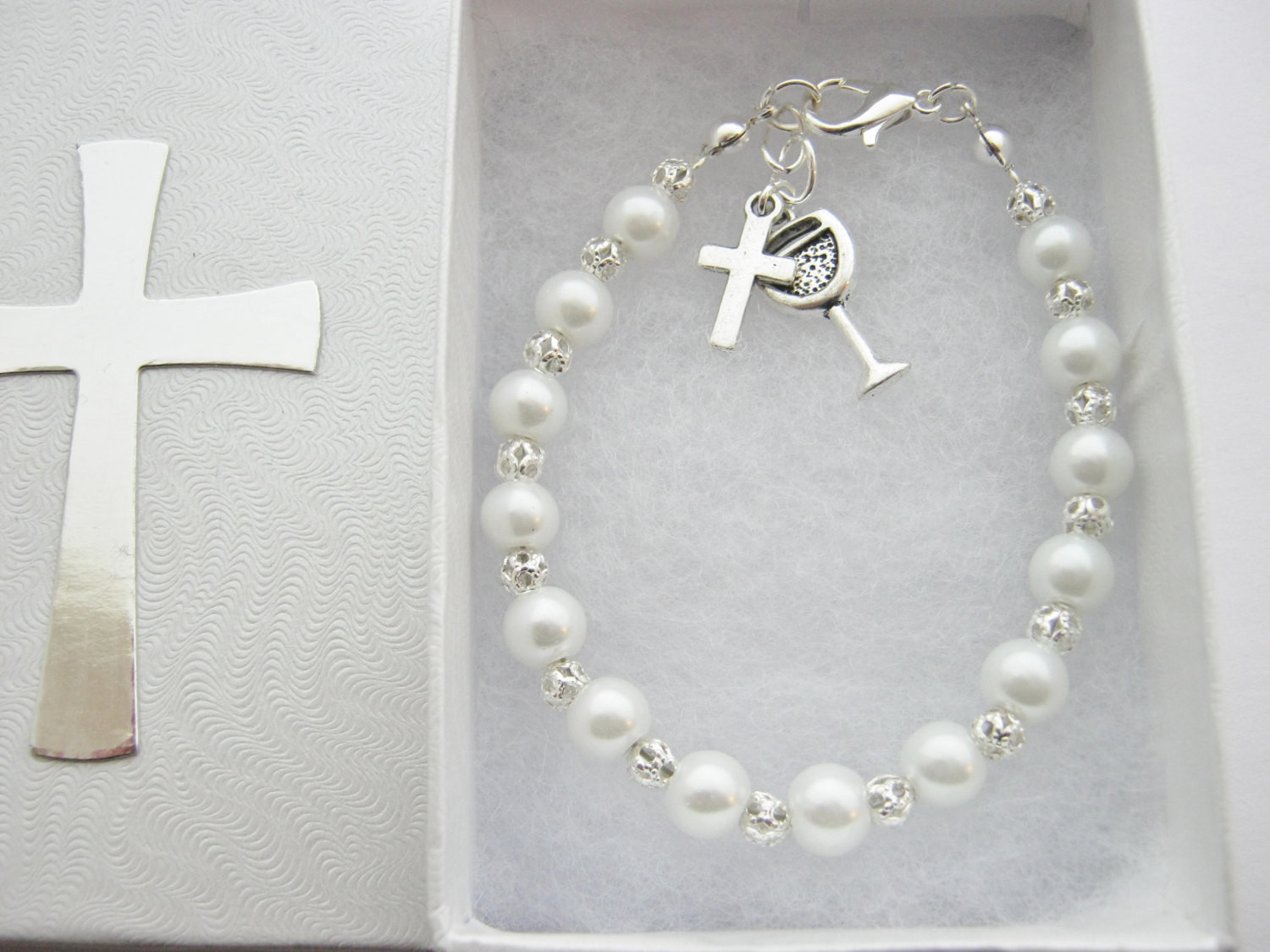 Best ideas about First Holy Communion Gift Ideas
. Save or Pin First Holy munion Bracelet First munion Gifts Girls Now.