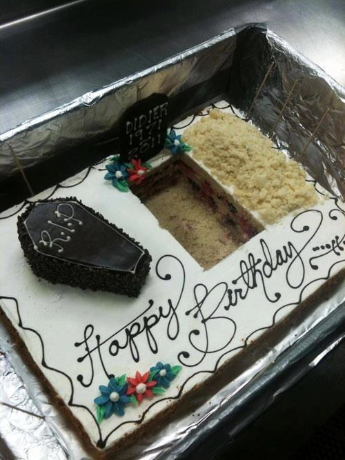 Best ideas about Funny Birthday Cake
. Save or Pin 21 Clever and Funny Birthday Cakes Now.