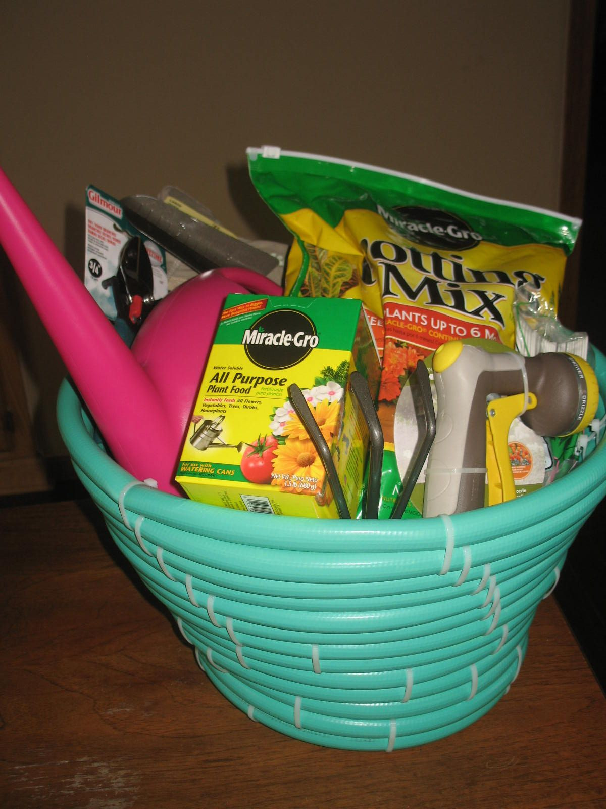 Best ideas about Garden Gift Baskets Ideas
. Save or Pin Homemade hose gardeners t basket Perfect t for the Now.