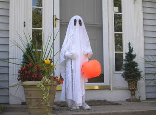 Best ideas about Ghost Costume DIY
. Save or Pin Creative Halloween Costumes for 2014 Easyday Now.