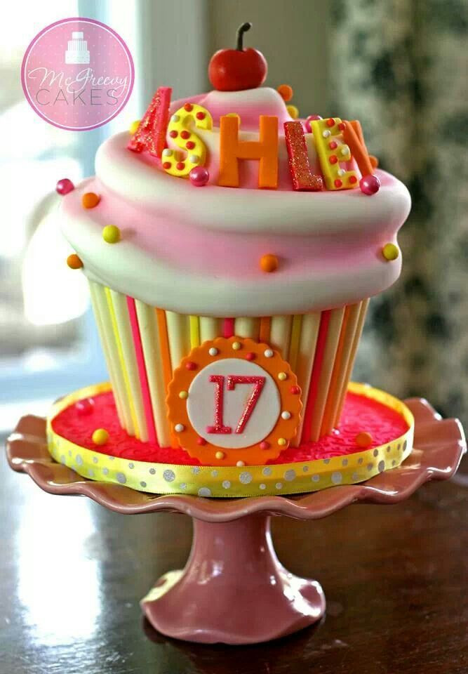 Best ideas about Giant Birthday Cake
. Save or Pin 144 best images about Cakes Giant Cupcake on Pinterest Now.
