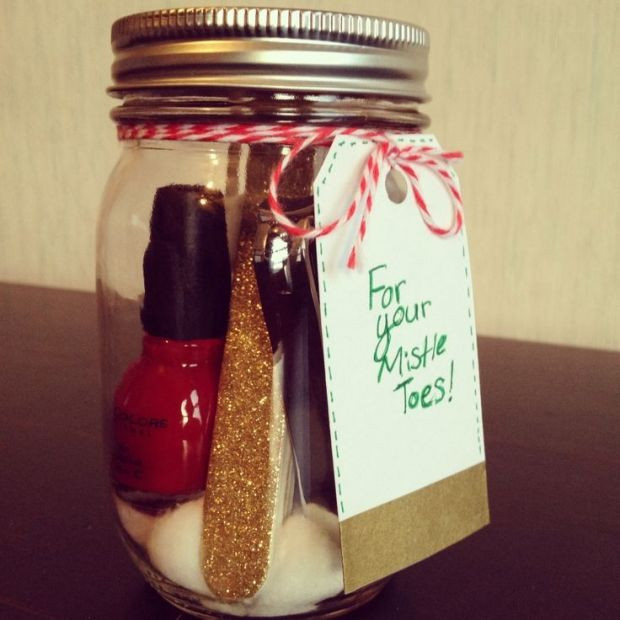 Best ideas about Gift Ideas For Roommates
. Save or Pin 5 DIY Christmas Presents for your Roommate Now.