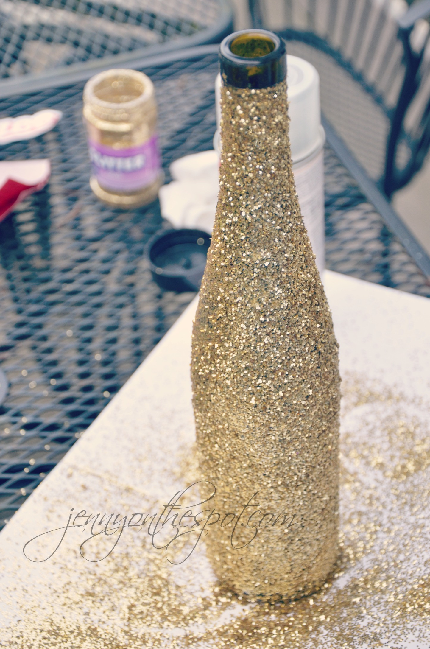 Best ideas about Glitter Wine Bottles DIY
. Save or Pin Tutorial for DIY Glittered Wine Bottles Now.