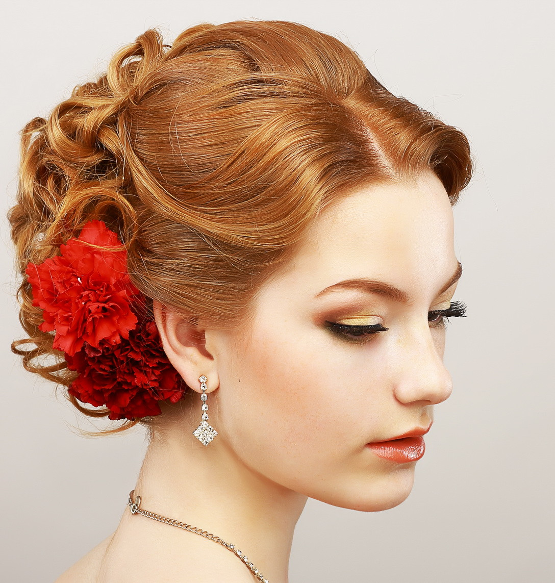 Best ideas about Hairstyle Updo
. Save or Pin 16 Easy Prom Hairstyles for Short and Medium Length Hair Now.