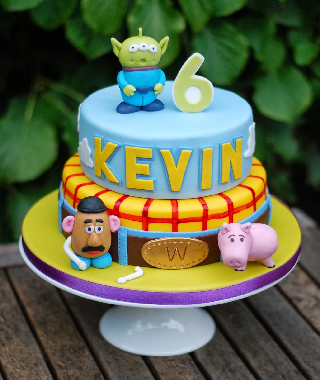 Best ideas about Happy Birthday Kevin Cake
. Save or Pin Vanilla Frost October 2013 Now.