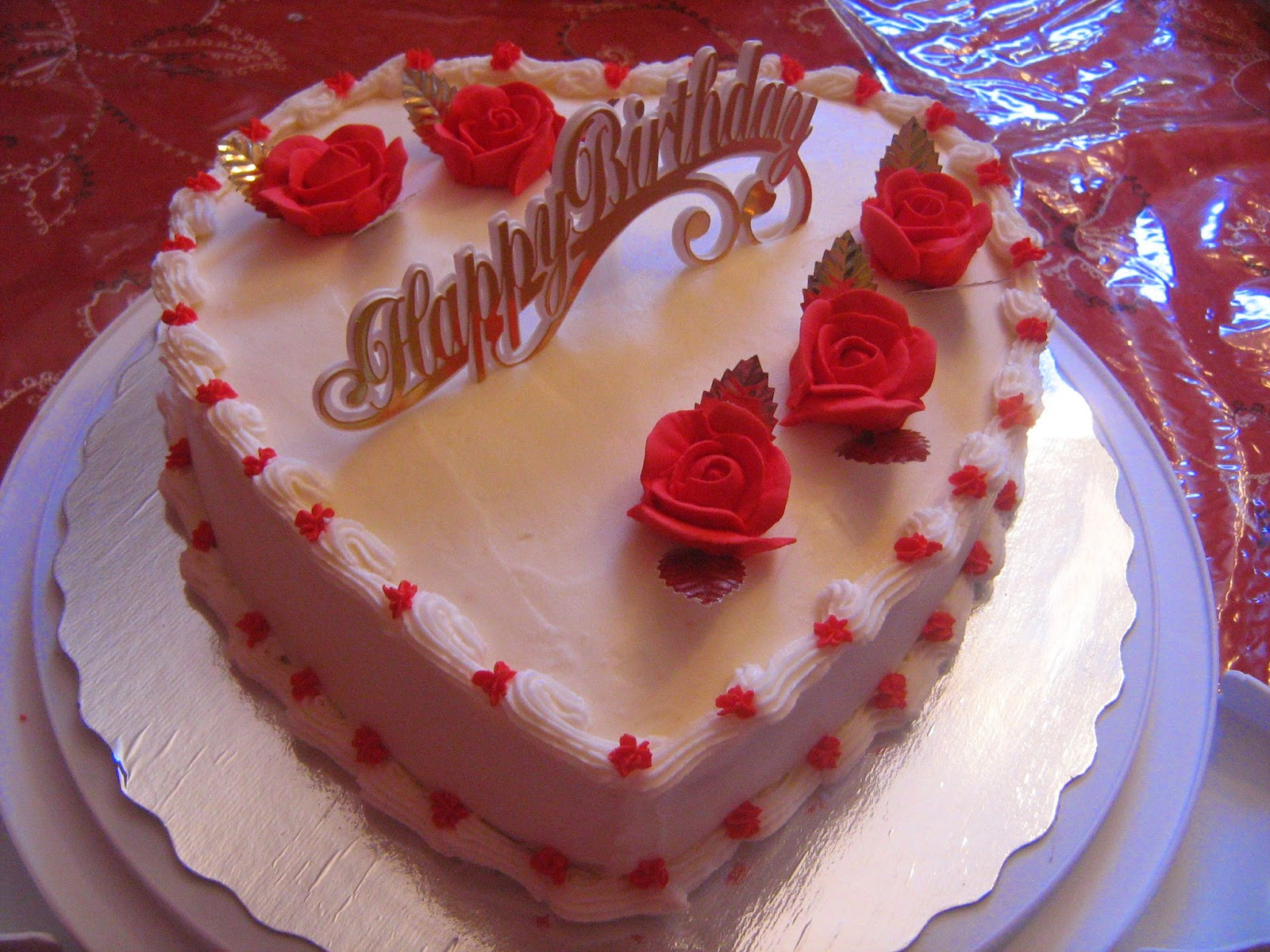 Best ideas about Heart Birthday Cake
. Save or Pin Download Beautiful Heart Shaped Cakes Ideas Now.