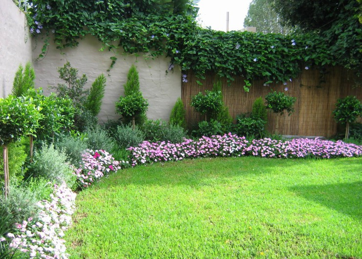 Best ideas about Home Garden Ideas
. Save or Pin HOME GARDENING AND LANDSCAPING IDEAS Bahay OFW Now.