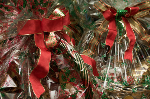 Best ideas about Homemade Holiday Gift Basket Ideas
. Save or Pin Homemade ts from the kitchen Now.