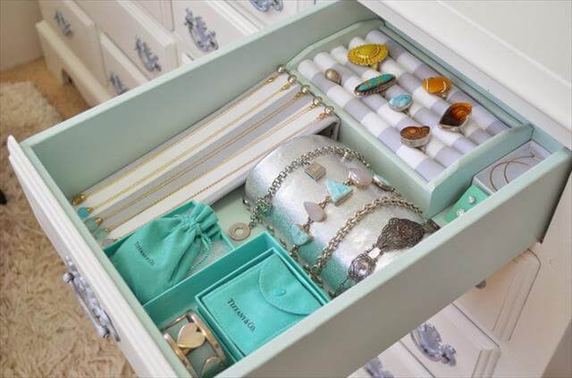 Best ideas about Jewelry Drawer Organizer DIY
. Save or Pin 11 DIY Homemade Makeup Box Ideas Now.