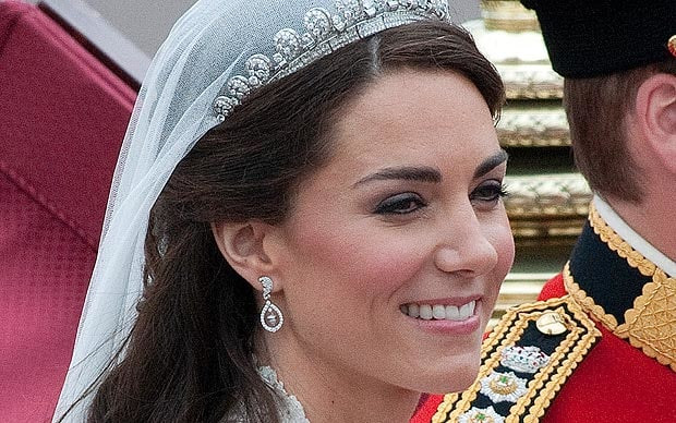 Best ideas about Kate Middleton Wedding Hairstyles
. Save or Pin PIX&PUB Secrets of Kate Middleton s wedding hair style Now.