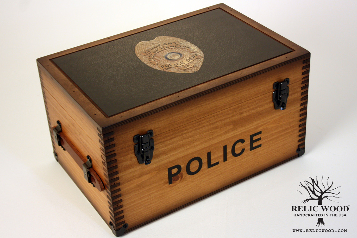 Best ideas about Keepsake Gift Ideas
. Save or Pin Custom Police Department Badge Keepsake Box Now.