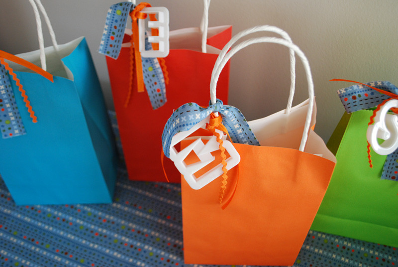 Best ideas about Kids Gift Bag Ideas
. Save or Pin 57 Kids Goo Bag Ideas Gift Bag Ideas For Kids Birthday Now.