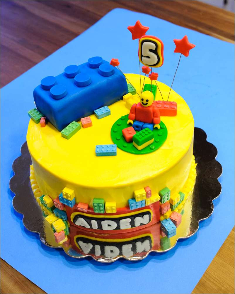 Best ideas about Lego Birthday Cake
. Save or Pin Lego Cake Now.