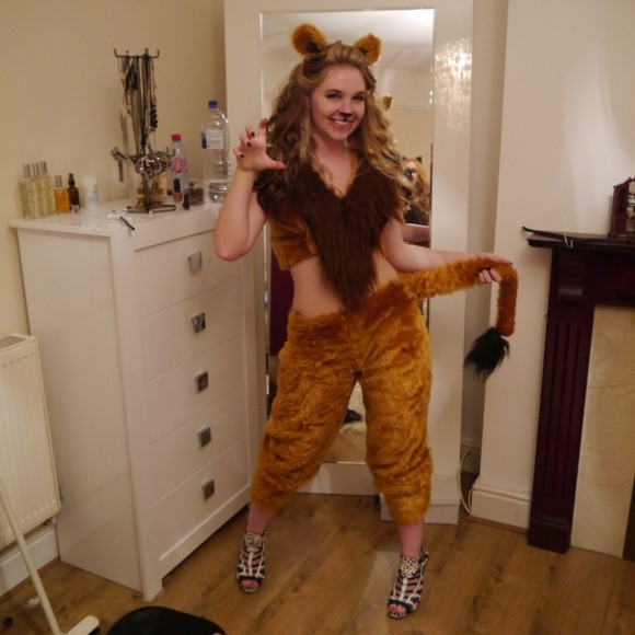 Best ideas about Lion Costume DIY
. Save or Pin DIY Lion costume i love halloween Now.