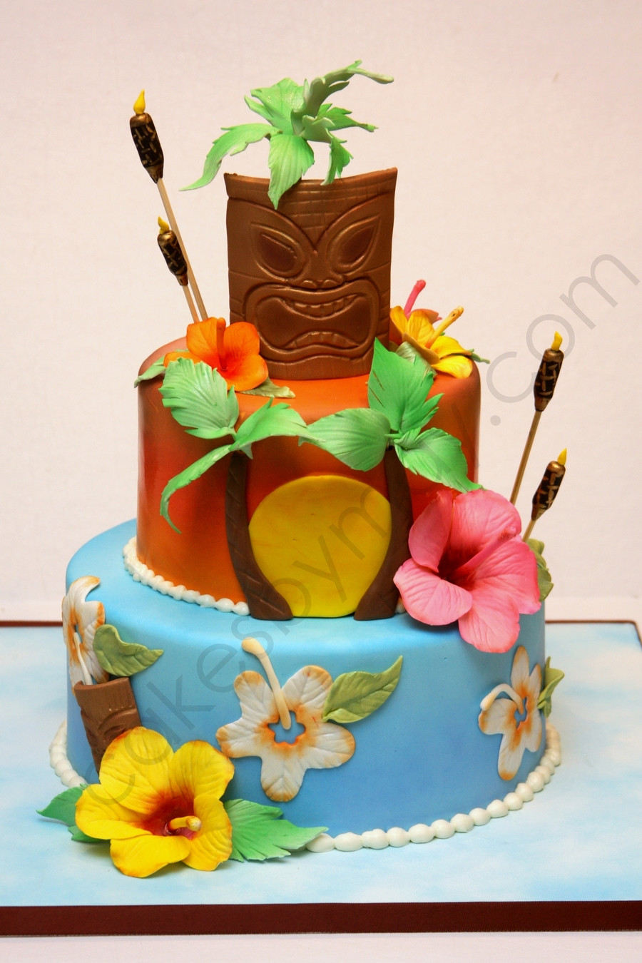 Best ideas about Luau Birthday Cake
. Save or Pin Hawaiian Themed Birthday Cake CakeCentral Now.