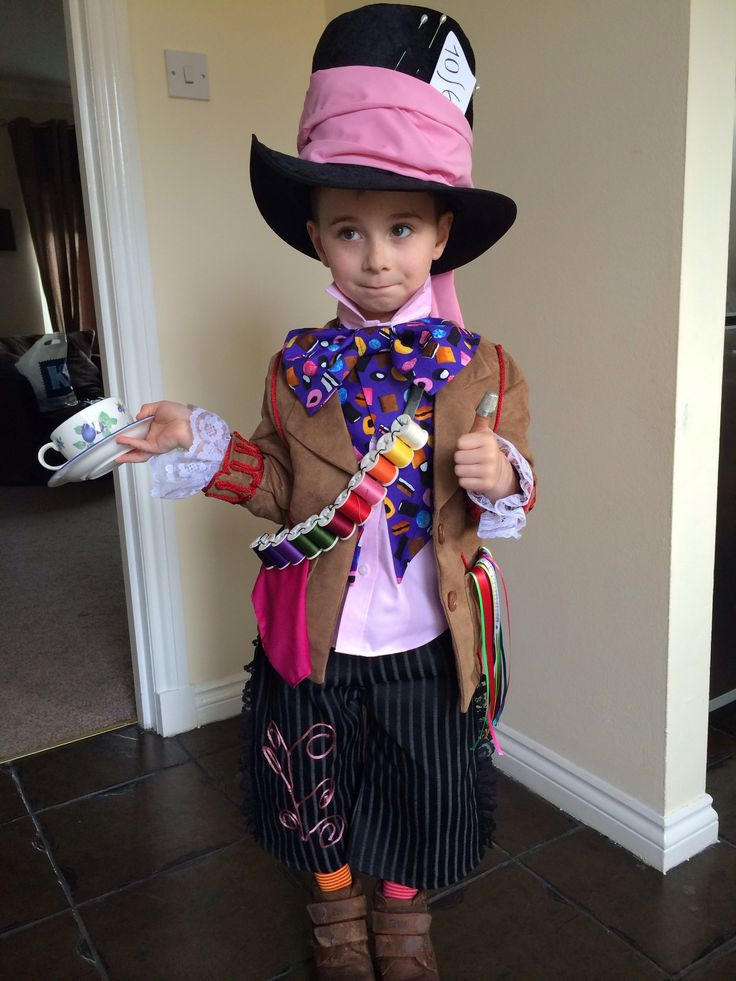 Best ideas about Mad Hatter DIY Costume
. Save or Pin Best 25 Mad hatter costumes ideas on Pinterest Now.