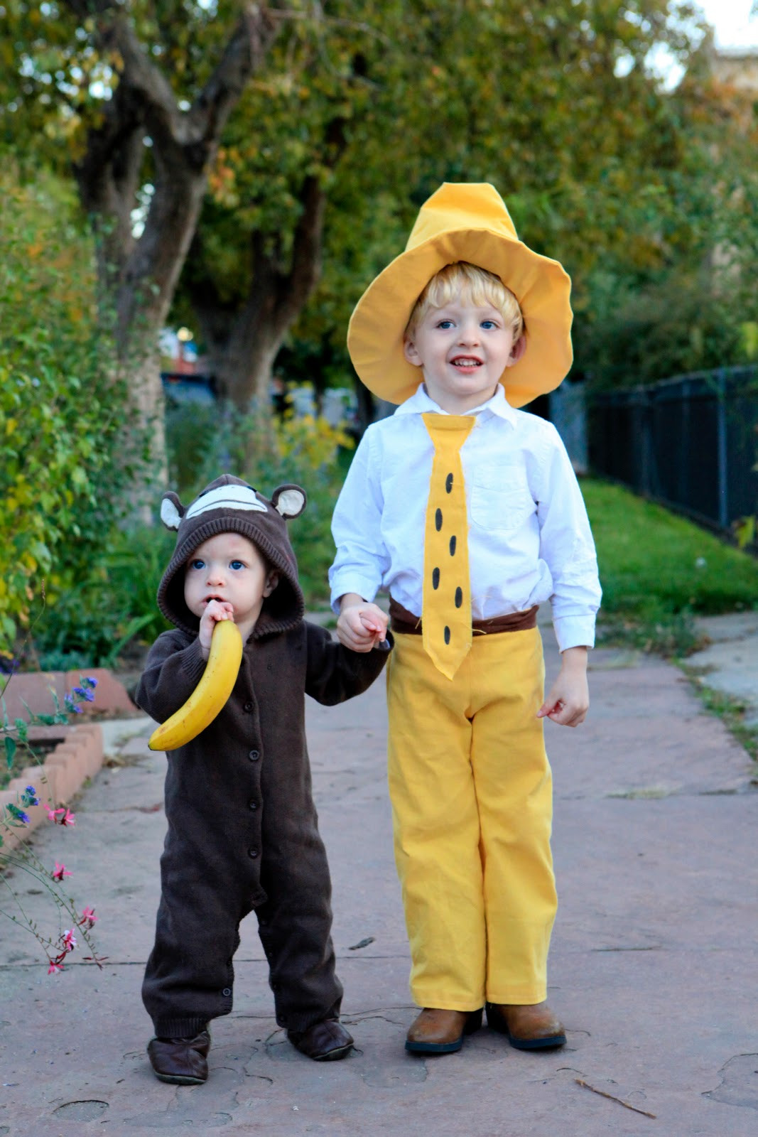 Best ideas about Man In The Yellow Hat Costume DIY
. Save or Pin 2011 halloween costumes the man with the yellow hat and Now.