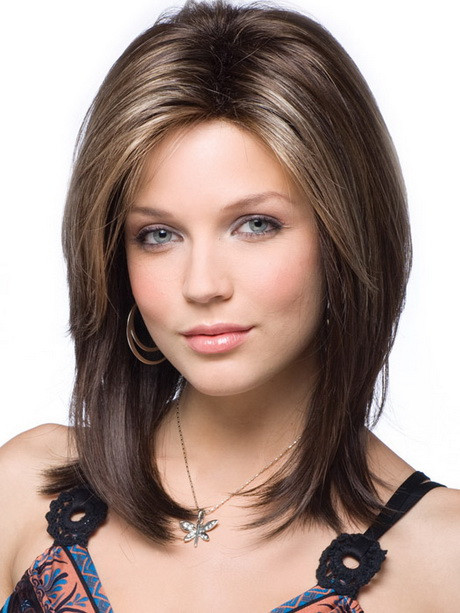 Best ideas about Medium Length Hairstyles For Oval Faces
. Save or Pin Layered haircuts for oval faces Now.