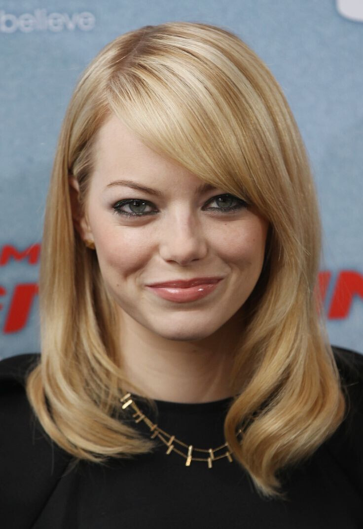 Best ideas about Medium Straight Haircuts
. Save or Pin 22 Flattering Hairstyles for Round Faces Pretty Designs Now.