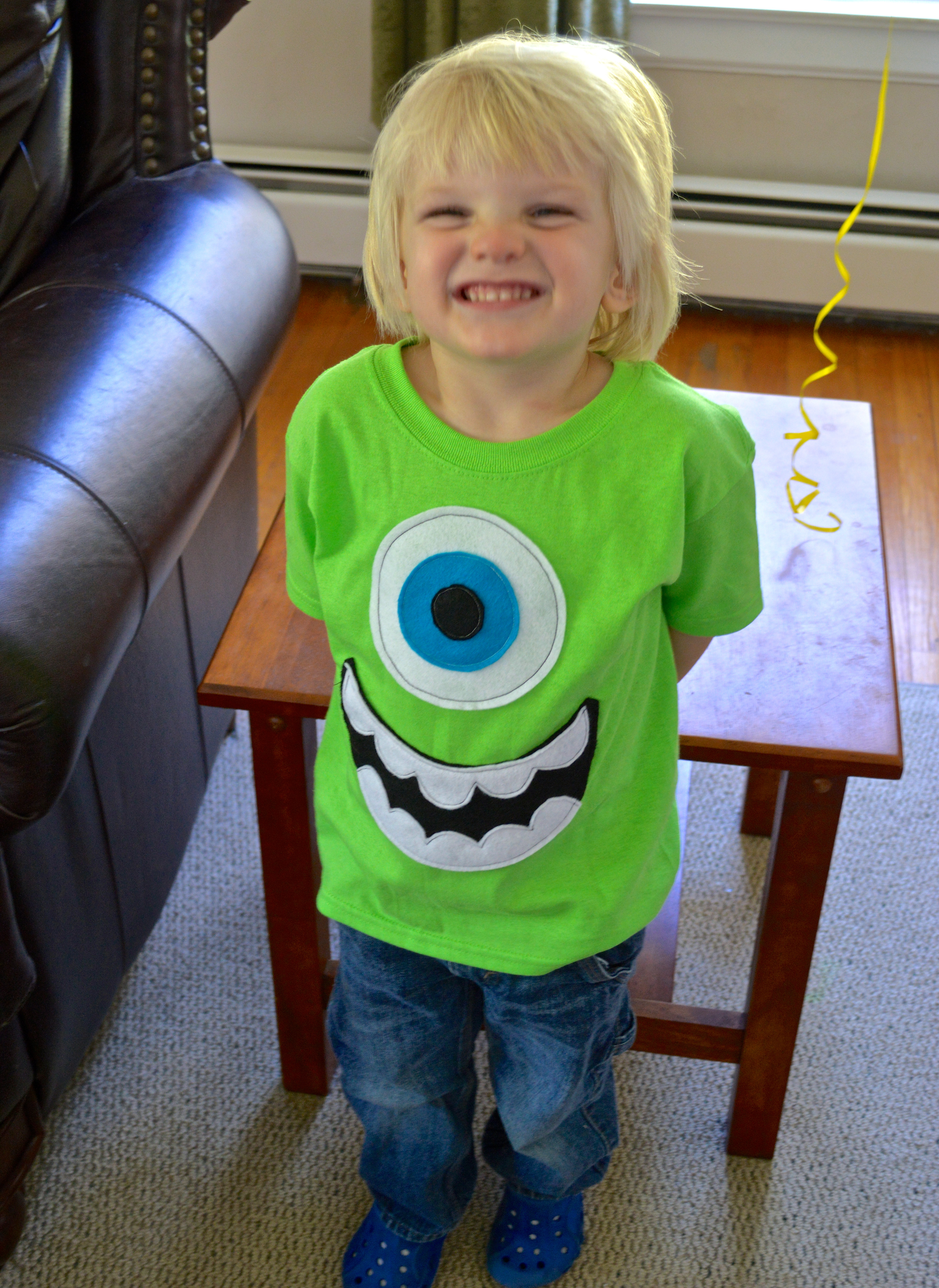 Best ideas about Mike Wazowski Costume DIY
. Save or Pin Mike Wazowski Shirt Now.